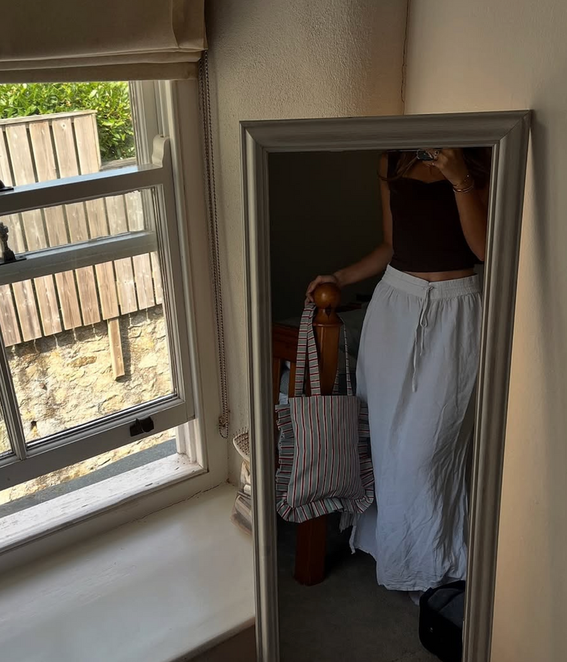 Momo Tote - Blanket Stripe lifestyle image